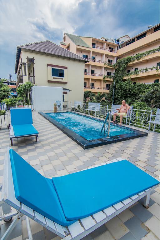 Sutus Court 2 Hotel Pattaya Exterior foto