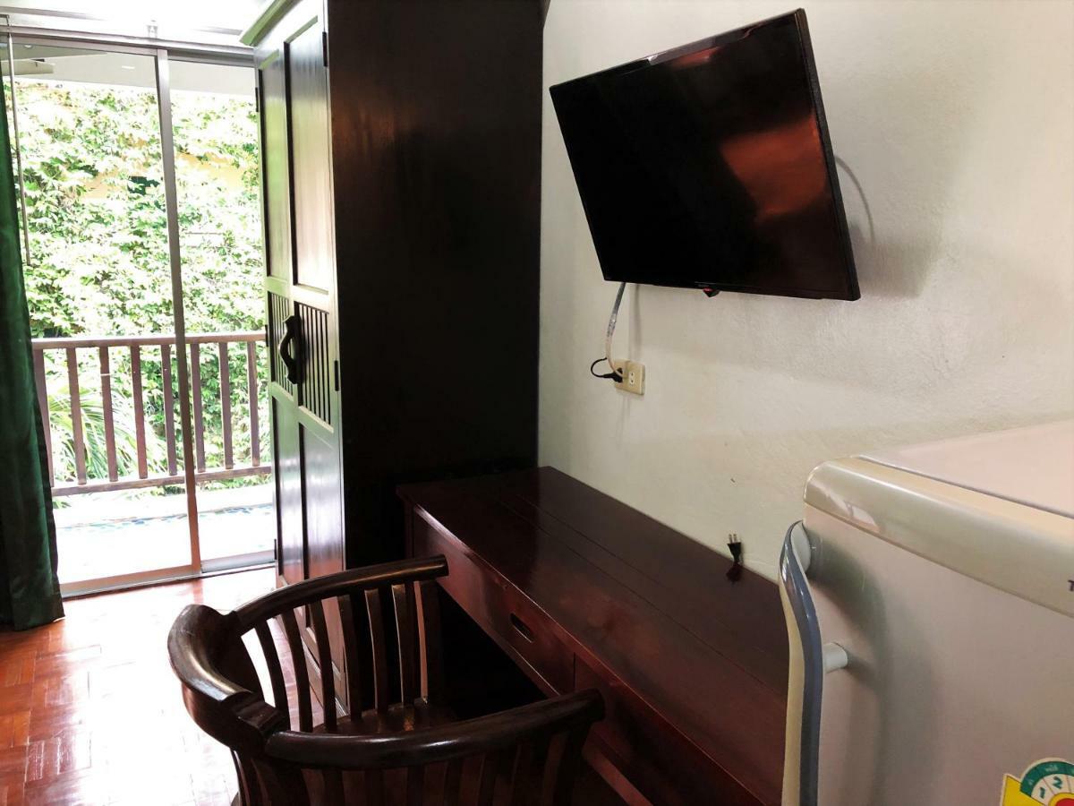 Sutus Court 2 Hotel Pattaya Exterior foto