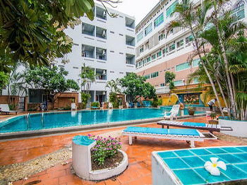 Sutus Court 2 Hotel Pattaya Exterior foto
