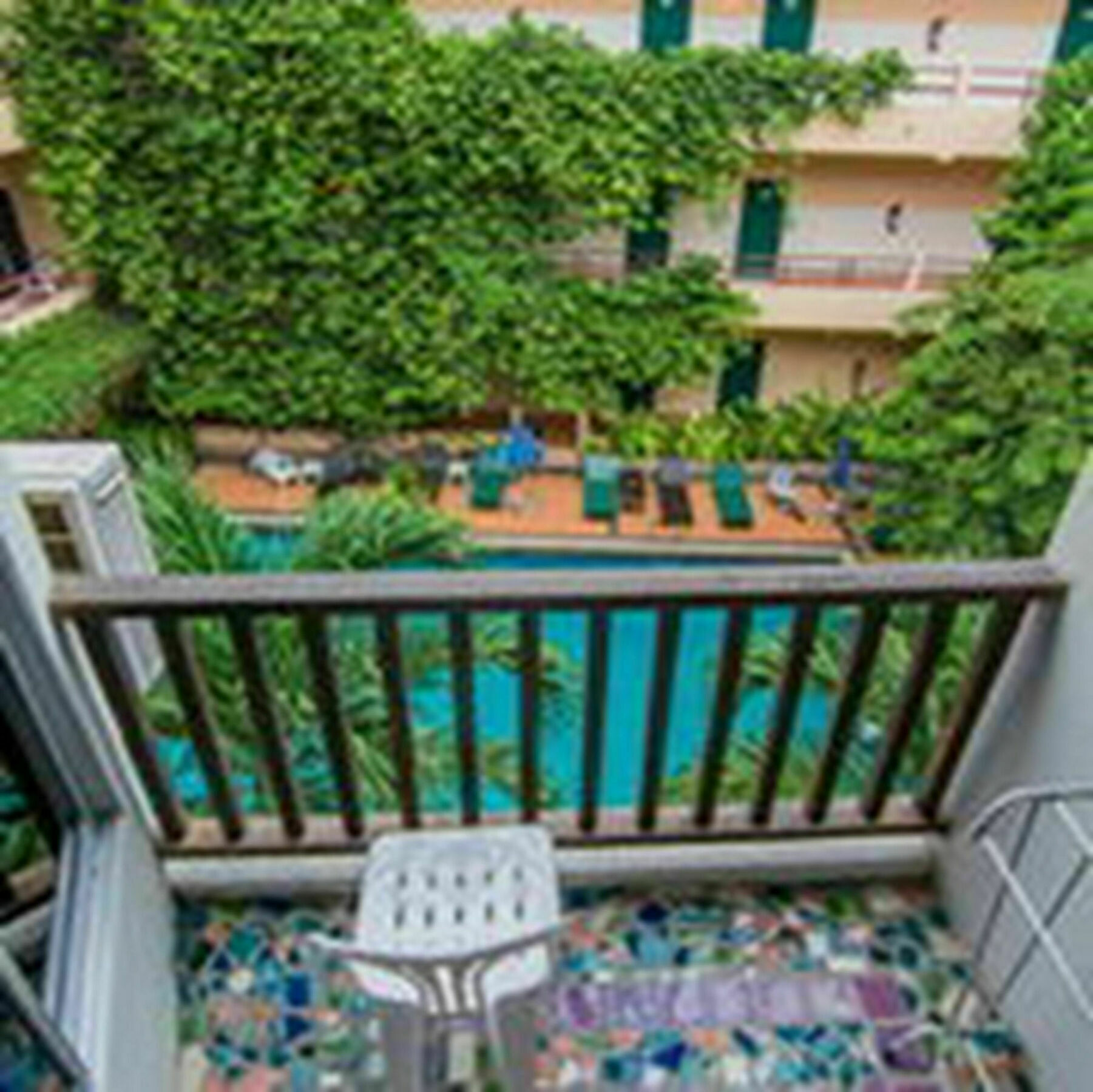 Sutus Court 2 Hotel Pattaya Exterior foto
